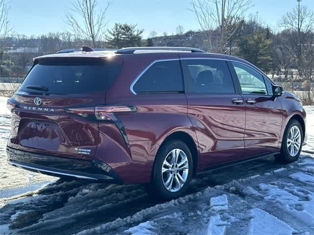 2021 Toyota Sienna Platinum