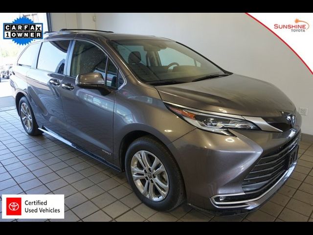 2021 Toyota Sienna Platinum