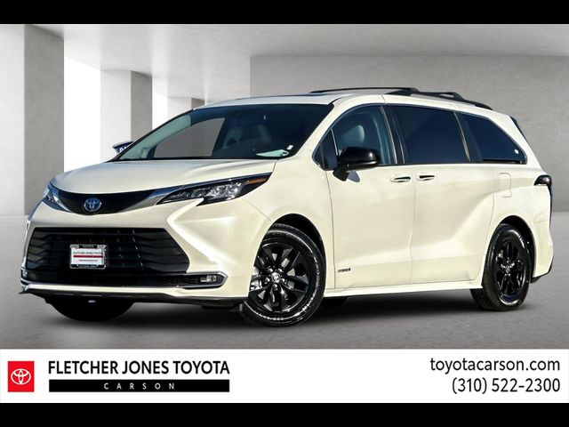 2021 Toyota Sienna XLE