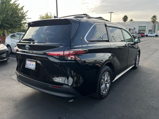 2021 Toyota Sienna XLE