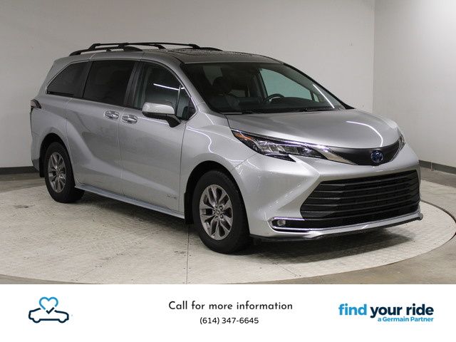 2021 Toyota Sienna XLE