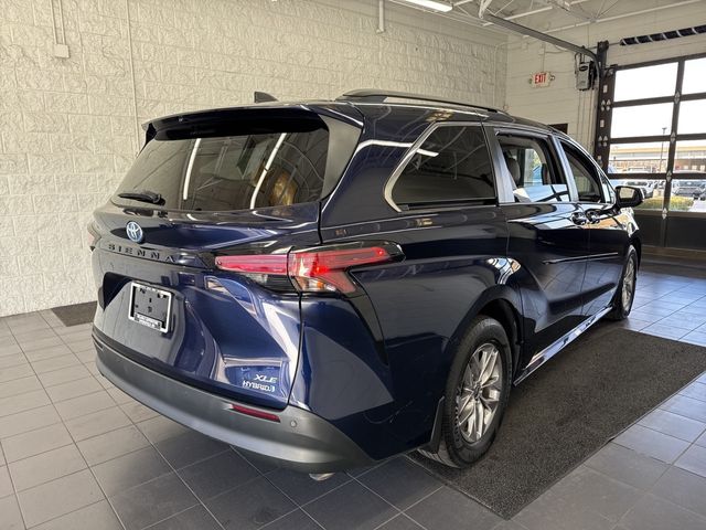 2021 Toyota Sienna XLE