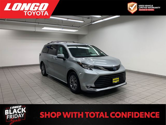 2021 Toyota Sienna XLE