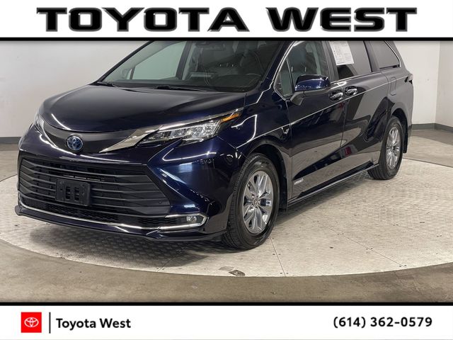 2021 Toyota Sienna XLE