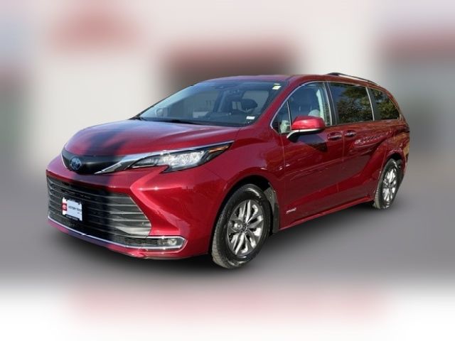 2021 Toyota Sienna XLE