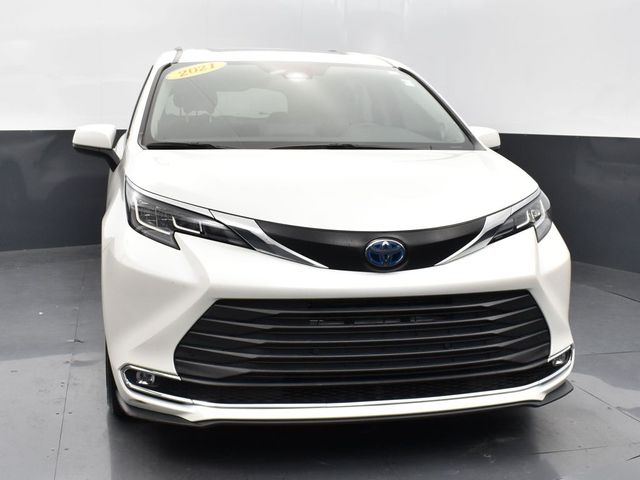 2021 Toyota Sienna XLE