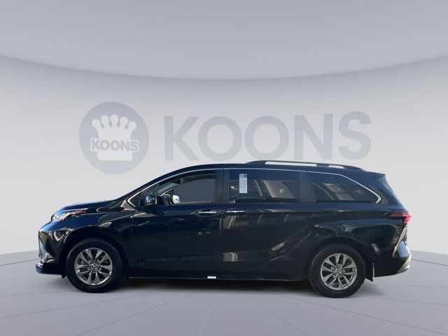 2021 Toyota Sienna XLE