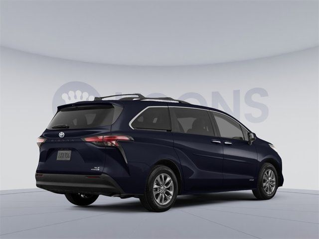 2021 Toyota Sienna XLE