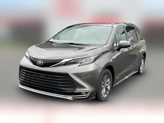 2021 Toyota Sienna XLE