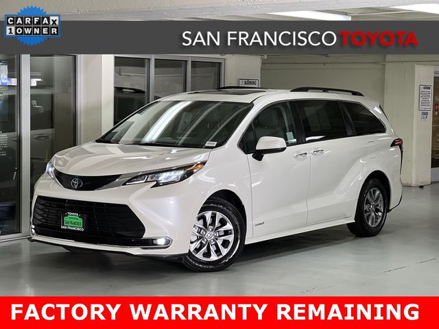 2021 Toyota Sienna XLE