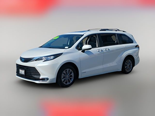 2021 Toyota Sienna XLE