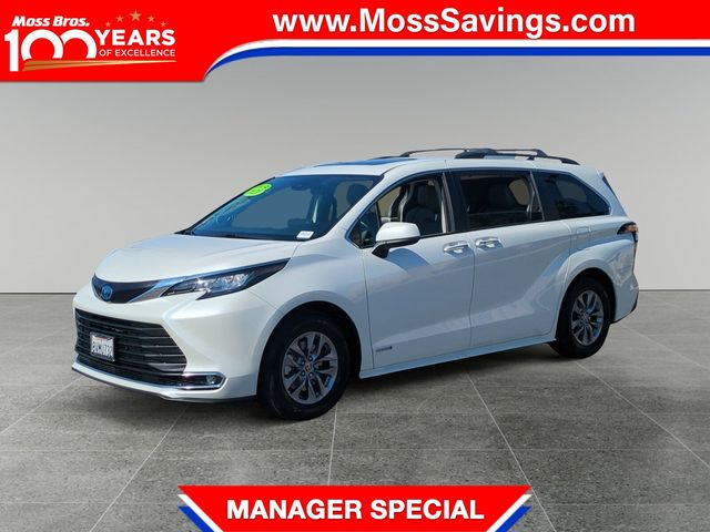 2021 Toyota Sienna XLE