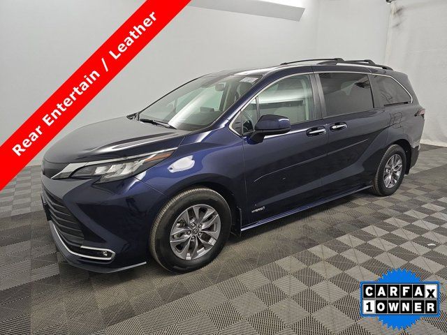 2021 Toyota Sienna XLE