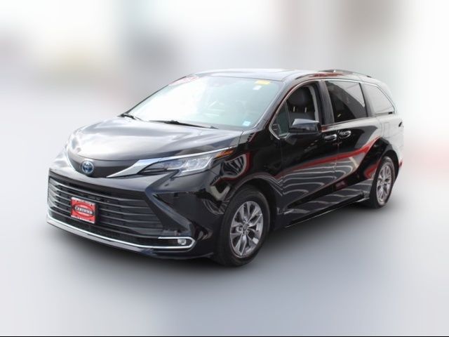 2021 Toyota Sienna XLE