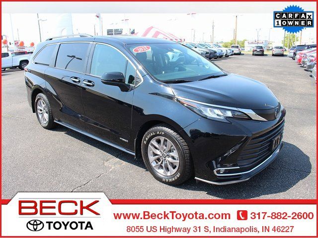 2021 Toyota Sienna XLE