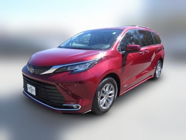 2021 Toyota Sienna XLE