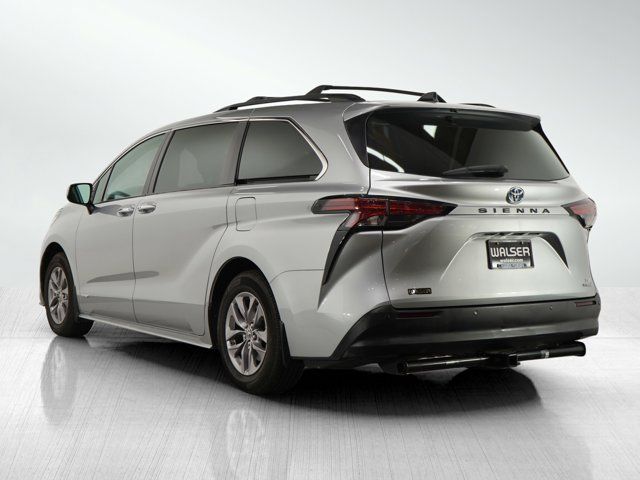 2021 Toyota Sienna XLE