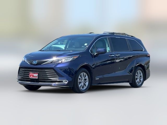 2021 Toyota Sienna XLE
