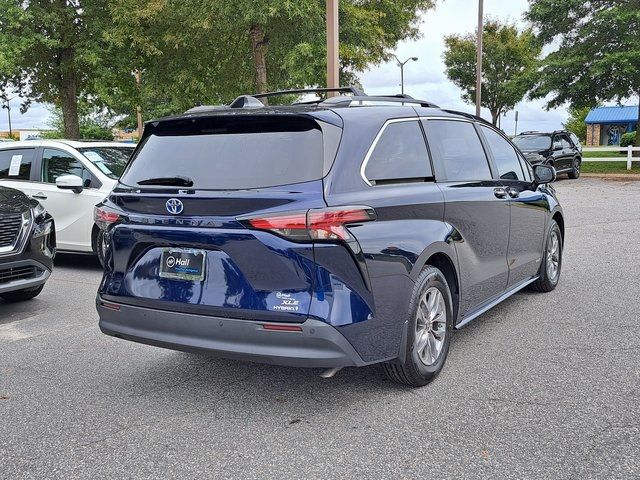 2021 Toyota Sienna XLE