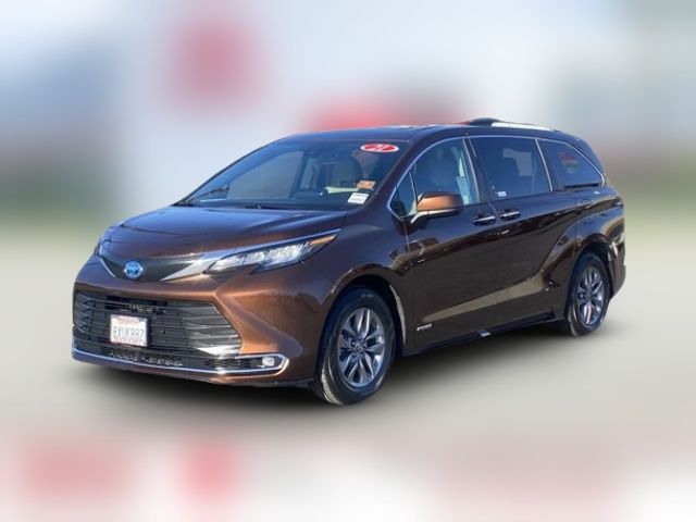 2021 Toyota Sienna XLE