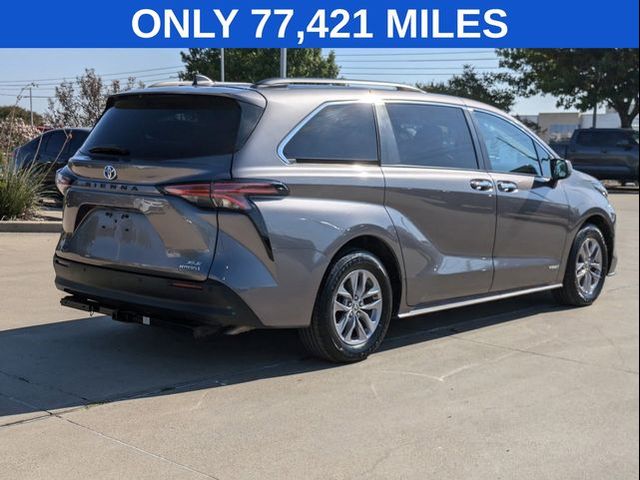 2021 Toyota Sienna XLE