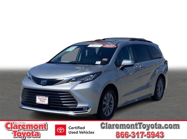 2021 Toyota Sienna XLE