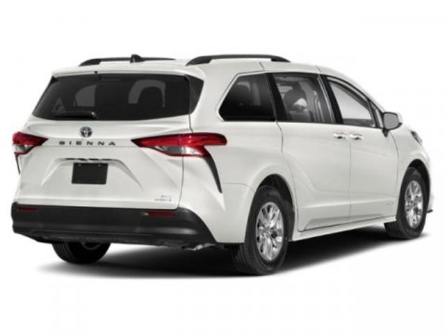 2021 Toyota Sienna XLE