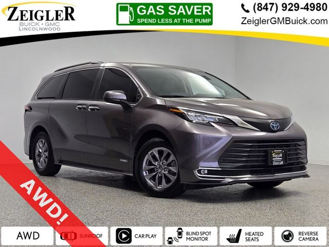 2021 Toyota Sienna XLE