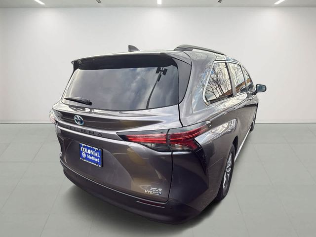 2021 Toyota Sienna XLE
