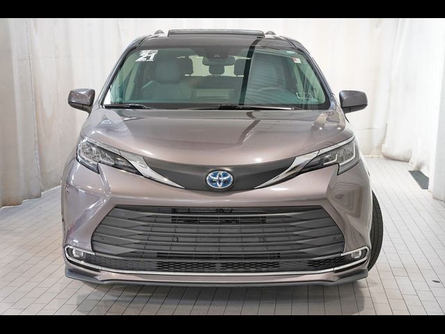 2021 Toyota Sienna XLE