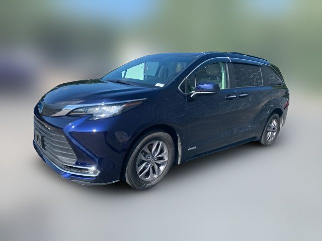 2021 Toyota Sienna XLE