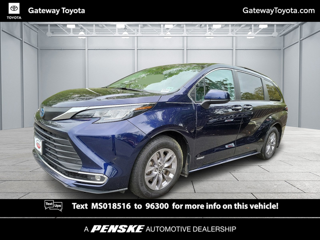 2021 Toyota Sienna XLE