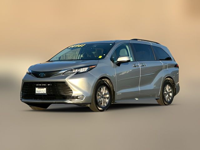 2021 Toyota Sienna XLE