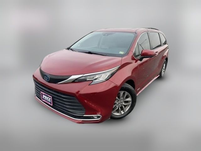 2021 Toyota Sienna XLE