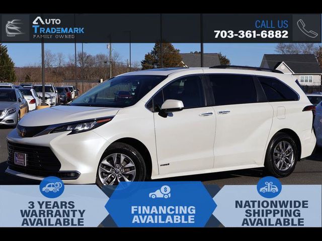 2021 Toyota Sienna XLE