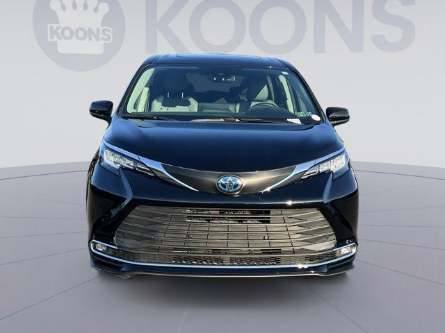 2021 Toyota Sienna XLE
