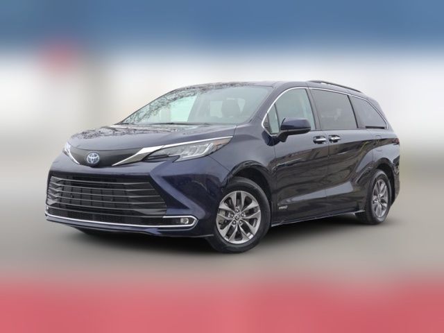 2021 Toyota Sienna XLE