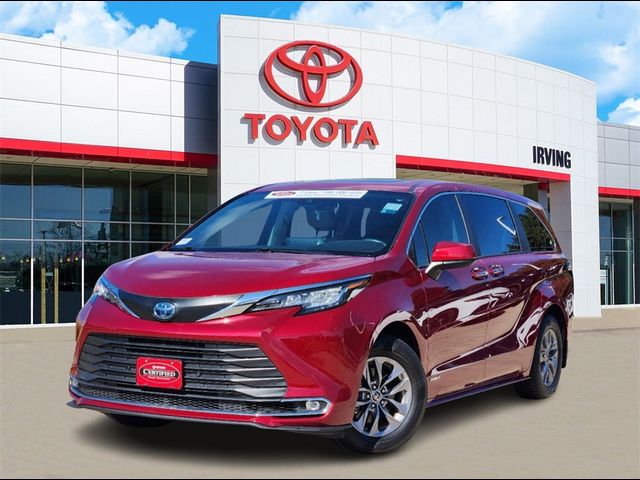 2021 Toyota Sienna XLE