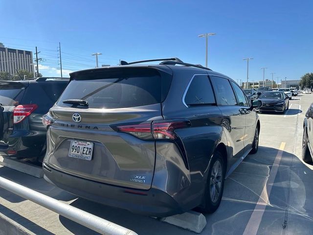 2021 Toyota Sienna XLE