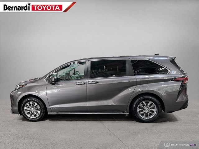 2021 Toyota Sienna XLE