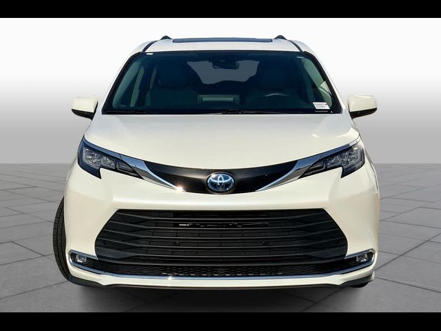 2021 Toyota Sienna XLE