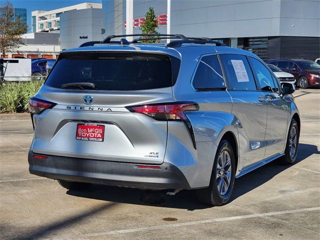 2021 Toyota Sienna XLE