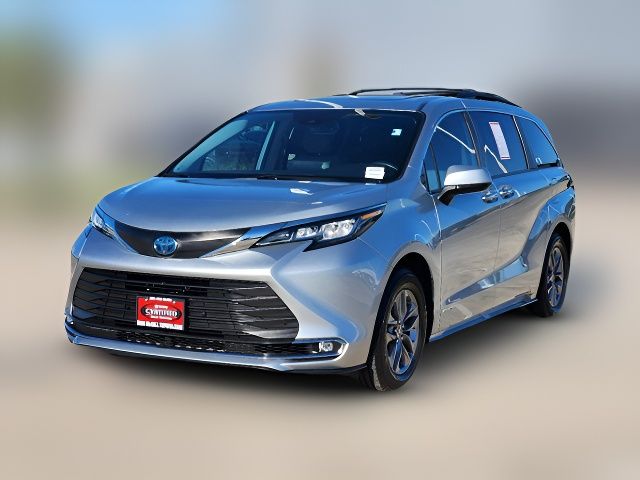 2021 Toyota Sienna XLE