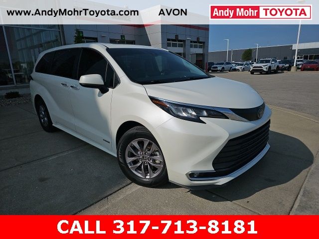 2021 Toyota Sienna XLE