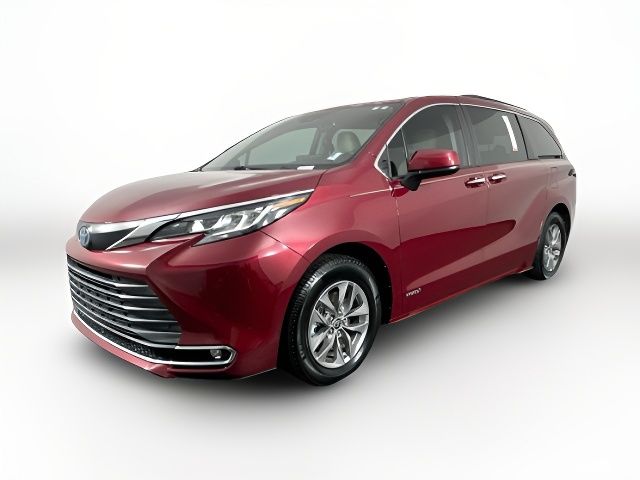 2021 Toyota Sienna XLE