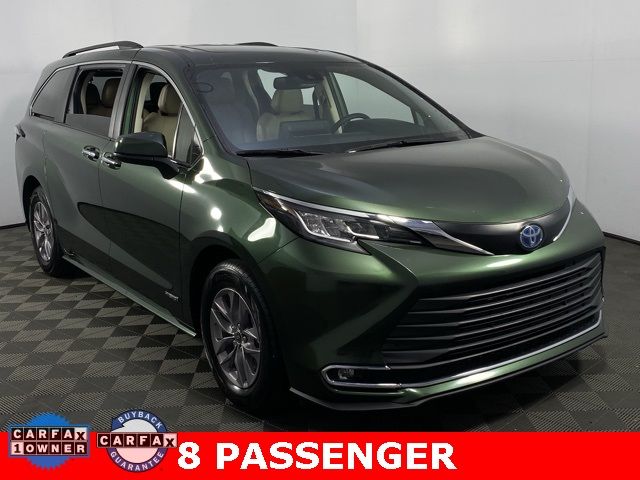 2021 Toyota Sienna XLE