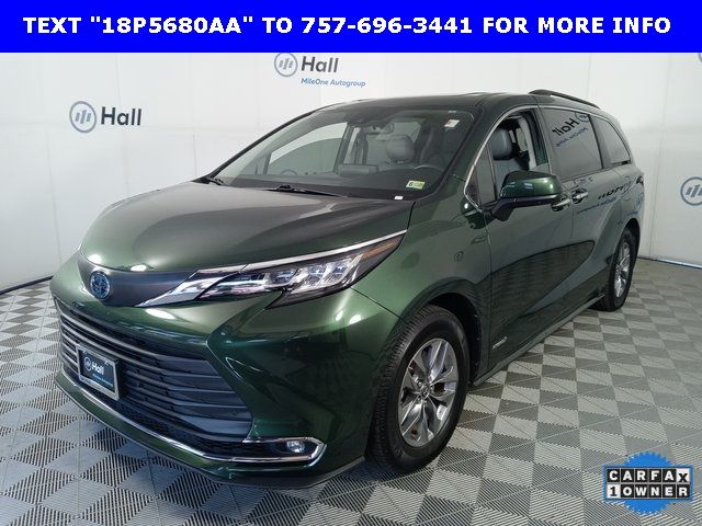 2021 Toyota Sienna XLE