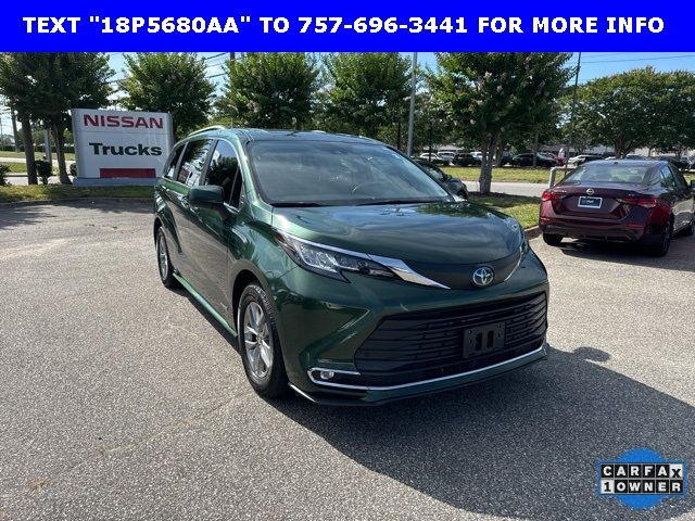 2021 Toyota Sienna XLE