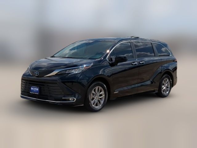 2021 Toyota Sienna XLE