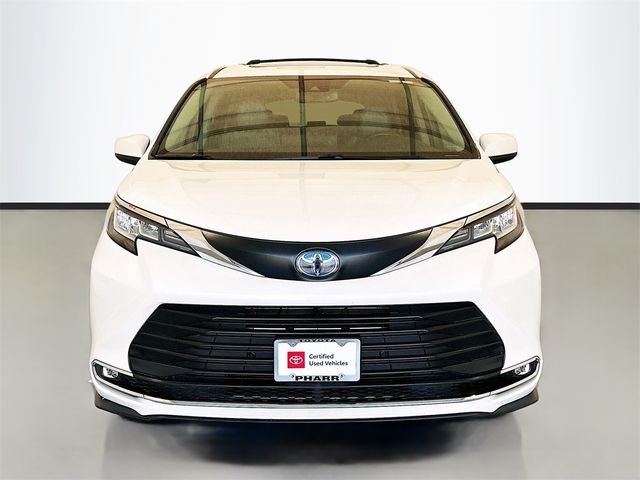 2021 Toyota Sienna XLE